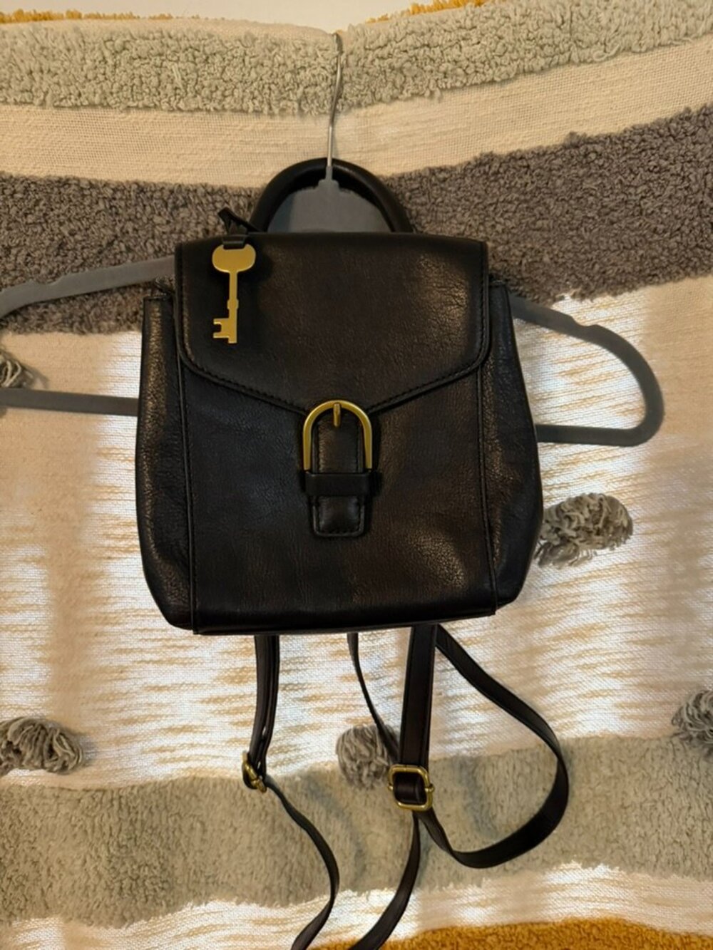 Fossil Liv Mini Black Pebbled Cowhide Leather Convertible Backpack Bag Brass Key